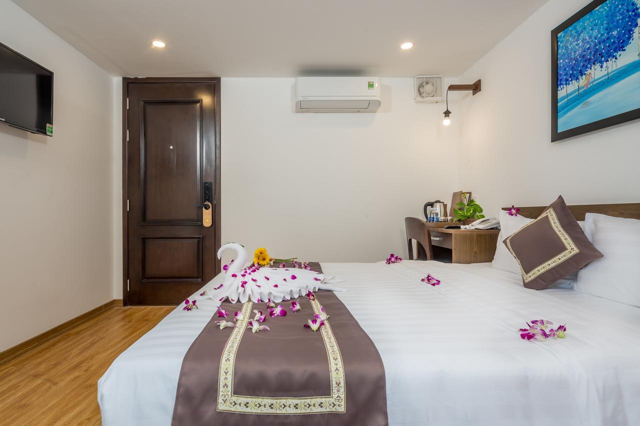 Silana Hotel Da Nang Exterior photo